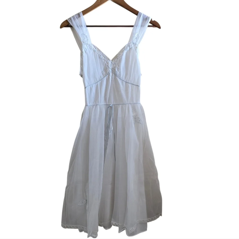 VTG 50s White Sheer Nylon Embroidered Nightgown Peignoir Dress - Coquette S/ - Picture 2 of 16